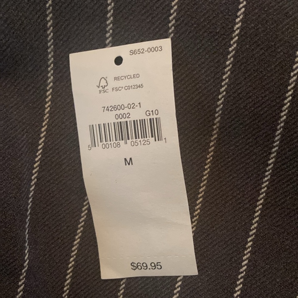 Vest - Picture 2 of 5